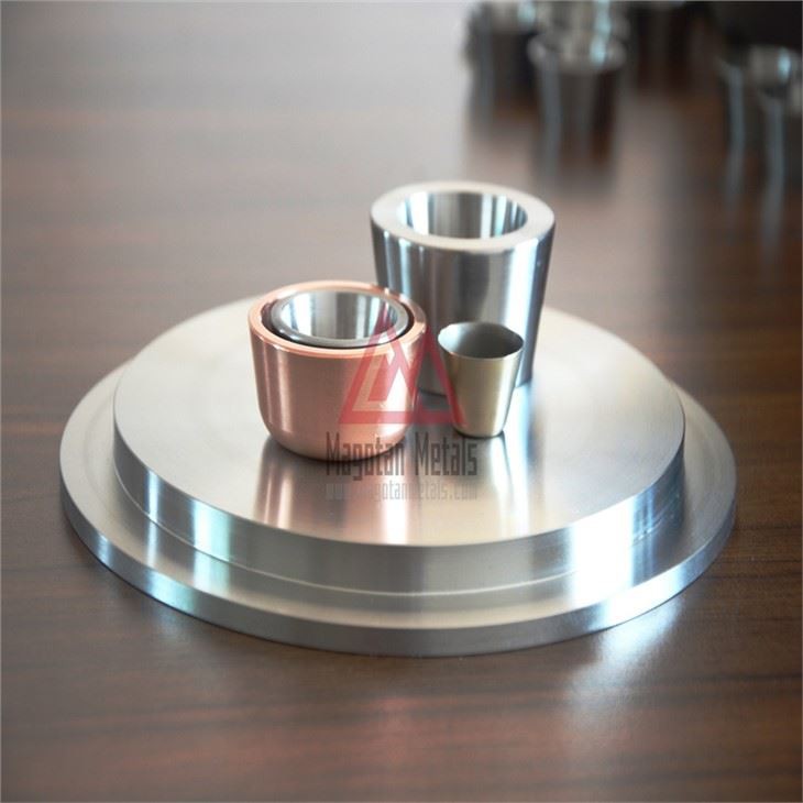 Zirconium sputtering target